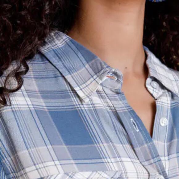 Francesca's - Isabel Plaid Button Down Top Long Sleeve - Large - Picture 4 of 6